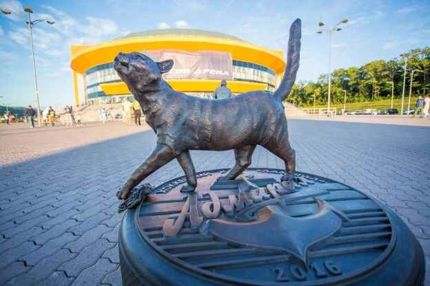 Читать Кошке Матроске во Владивостоке открыли памятник