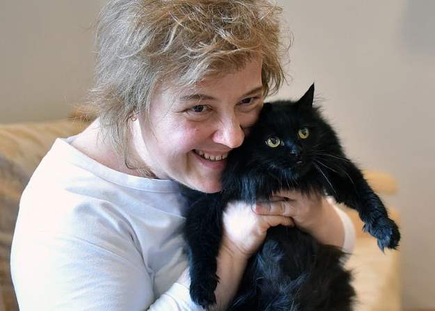Вице-консул Генерального консульства Германии в Новосибирске спасает кошек